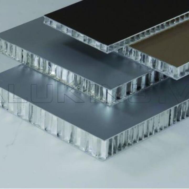 TẤM ỐP NHÔM TỔ ONG